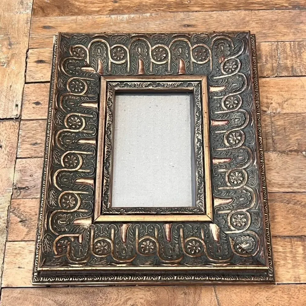 Vintage Picture Frame Ornate Embossed Floral Leaves Bell 4x6